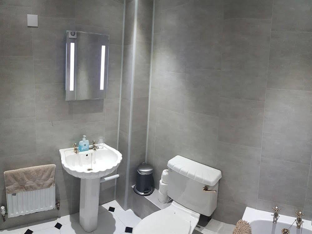 Stranmillis Court Apartment Белфаст Екстер'єр фото